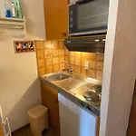 アパート Chaleureux Calme Pres Du Centre, Animaux Admis, Parking - Fr-1-693-54 *