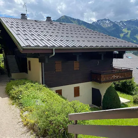 Chaleureux Avec Balcon Sud/ouest A 500m Du Centre, Parking Et A Deux Pas Des Remontees! - Fr-1-693-54 Chatel